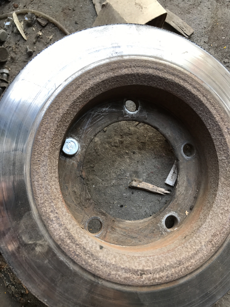 Гума 235/75/R15 установка в Ниву 1