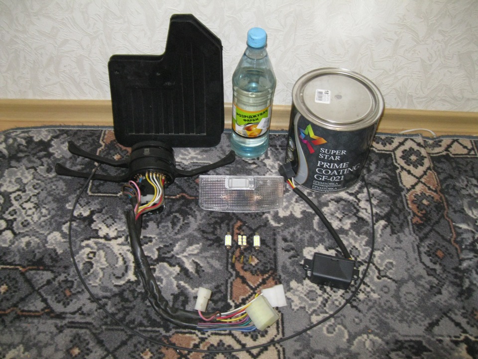 Жорстка стеля, килим, бризковики та стійки. 1