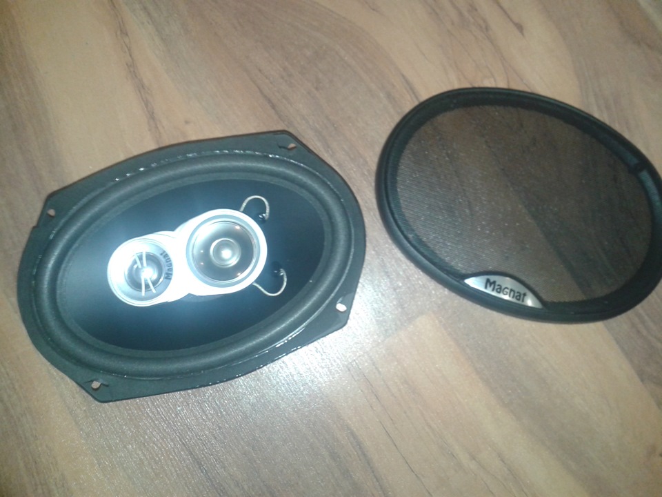 Magnat edition 693 1