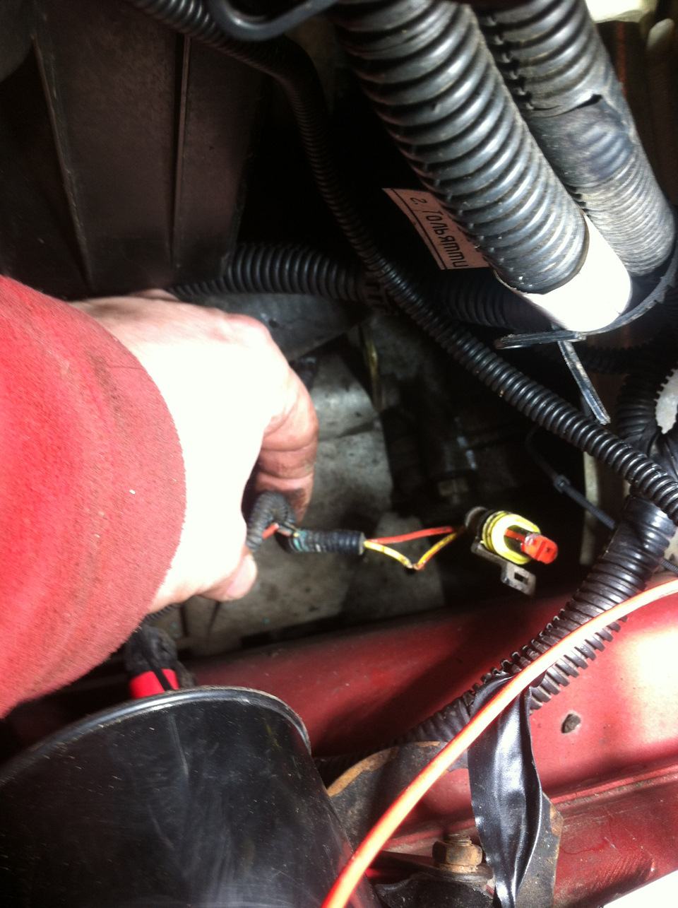 ремонт блокування Увімкнення задньої передачі 1