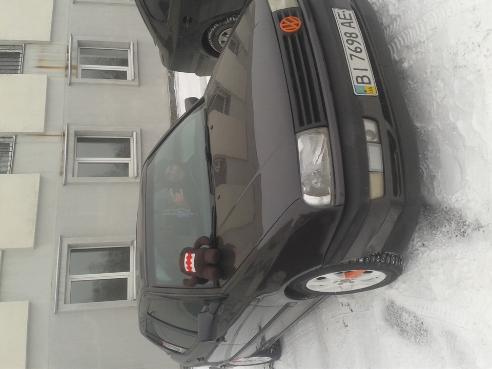 Пару фоток з модними гратами і vw vento 3
