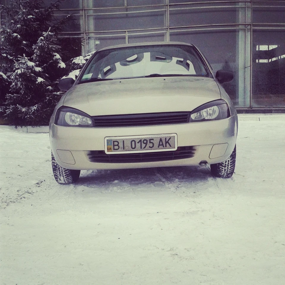 Пару фоток з модними гратами і vw vento