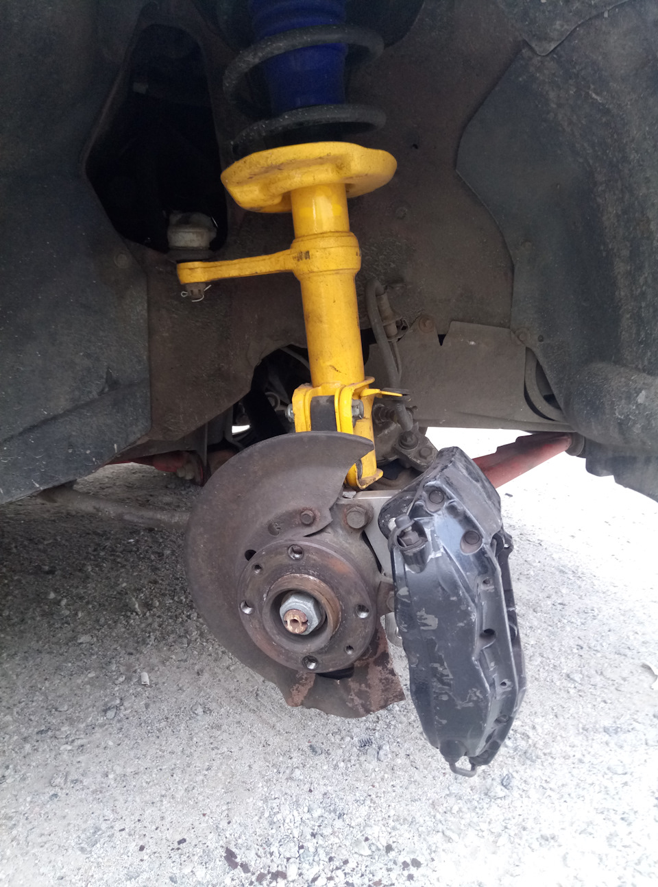 Підготовка до установки Brembo 4pot. 5