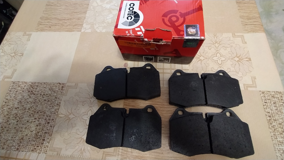 Заміна колодок Brembo 4pot 4