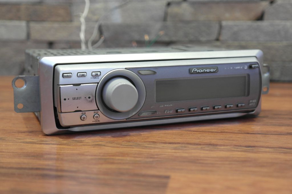 Як витягнути Pioneer deh-p4850mph? 1