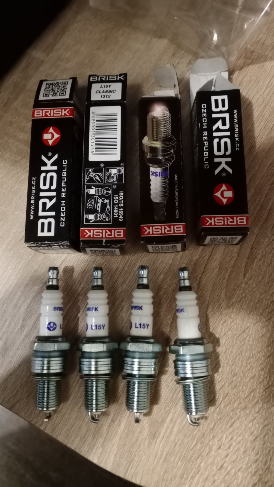 Свічки безрезисторні запалення L15Y Classic 1312 1