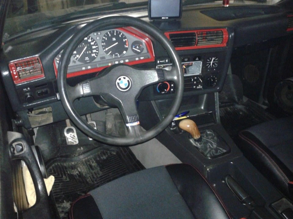 BMW E30 2