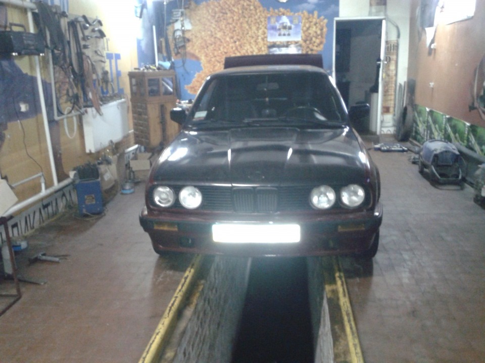 BMW E30 3