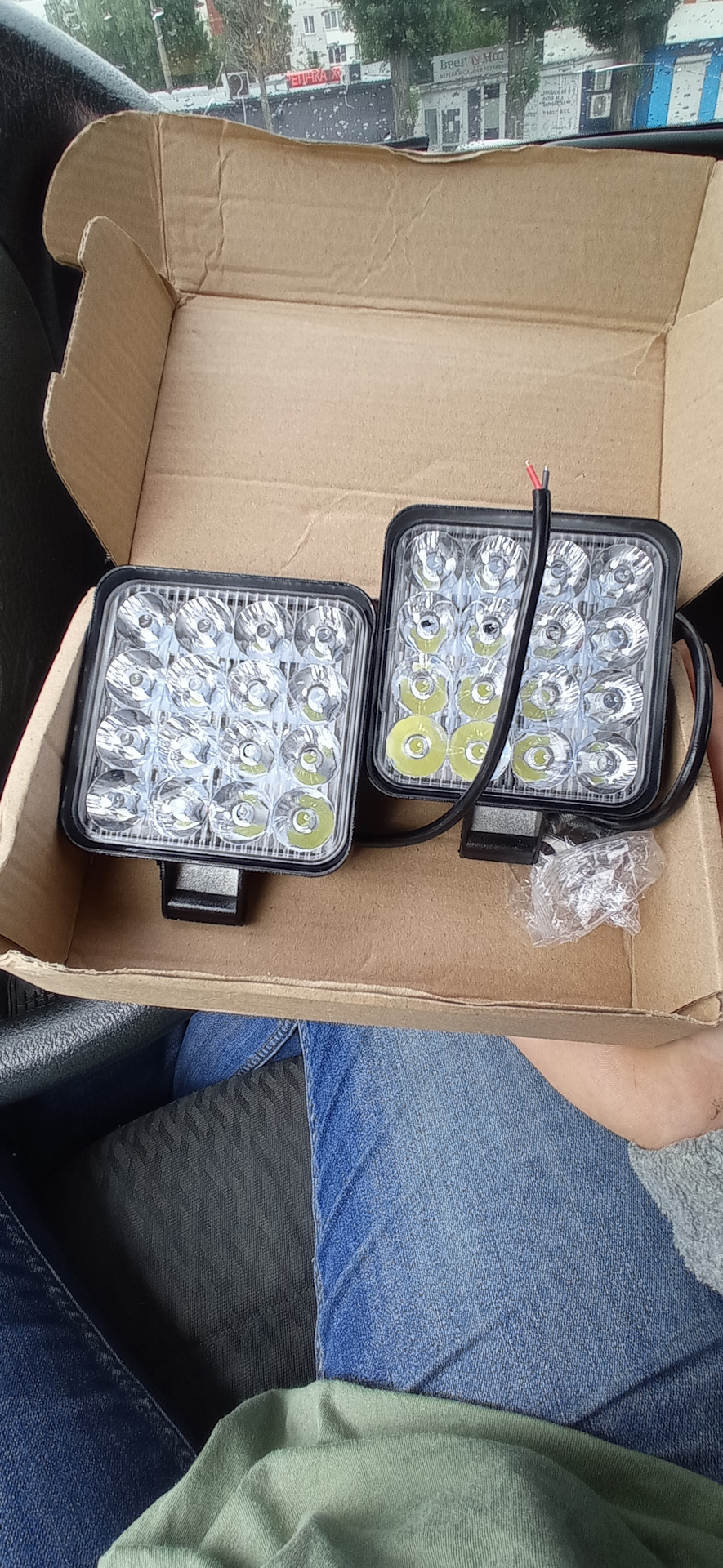 Led(а) багато не буває, і суцільна грати від Форда 4