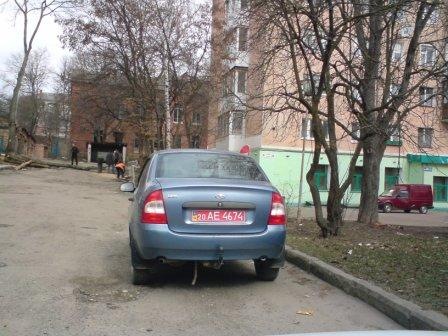 Посторонній звук позаду 1