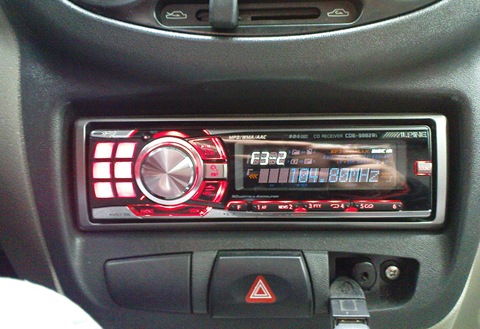 Голова Alpine CDE — 9882Ri 1