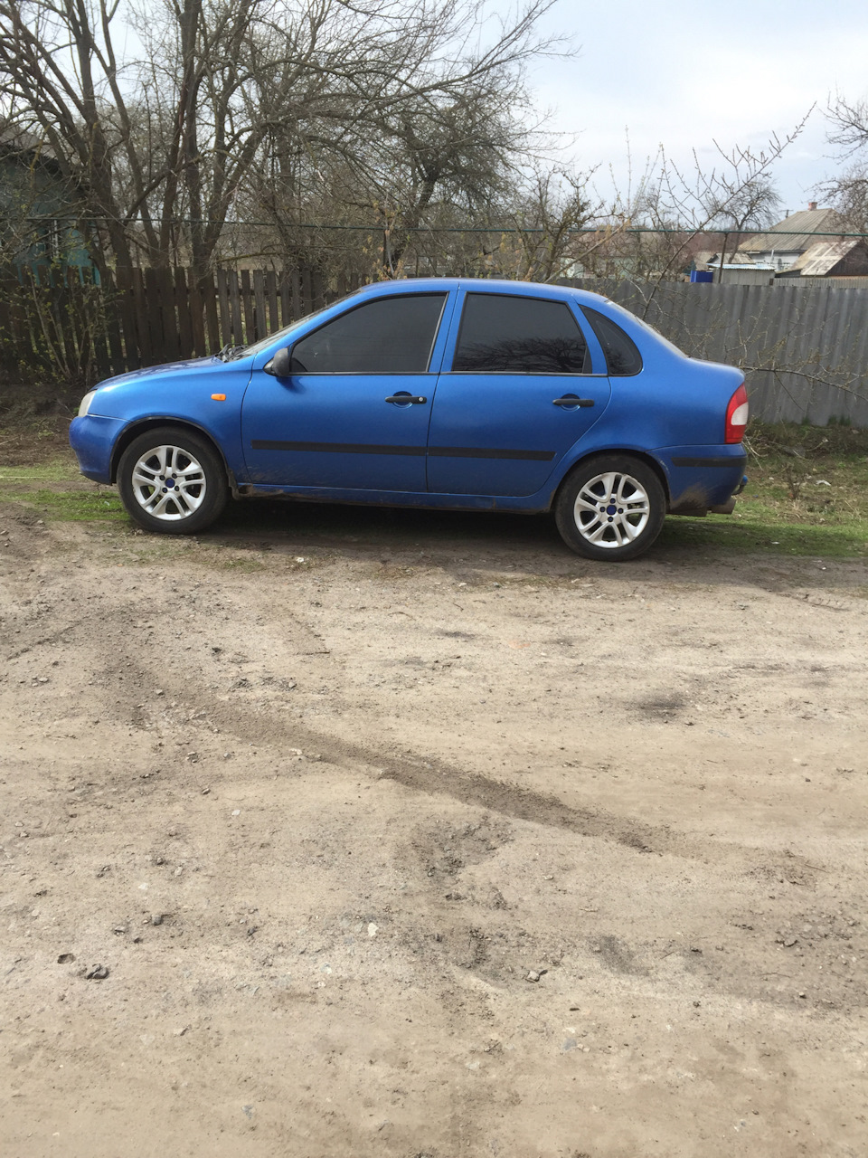 П'ятнадцяті диски 195/50/15 2
