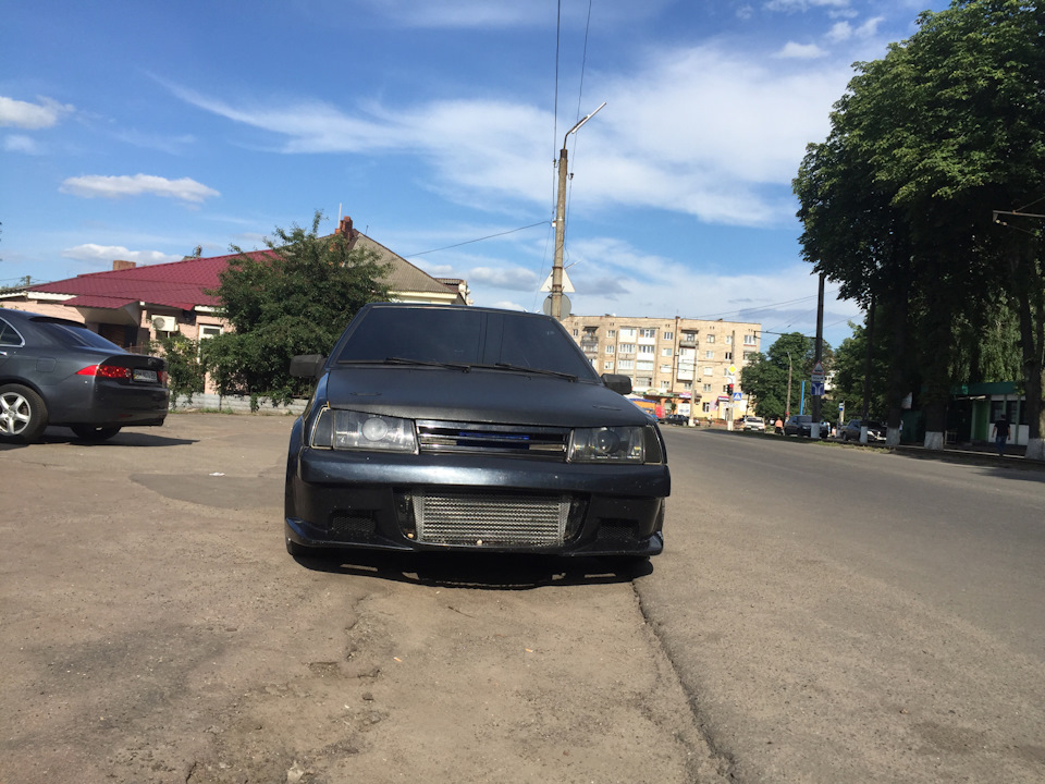 Зустрів у місті цікаву 09 4