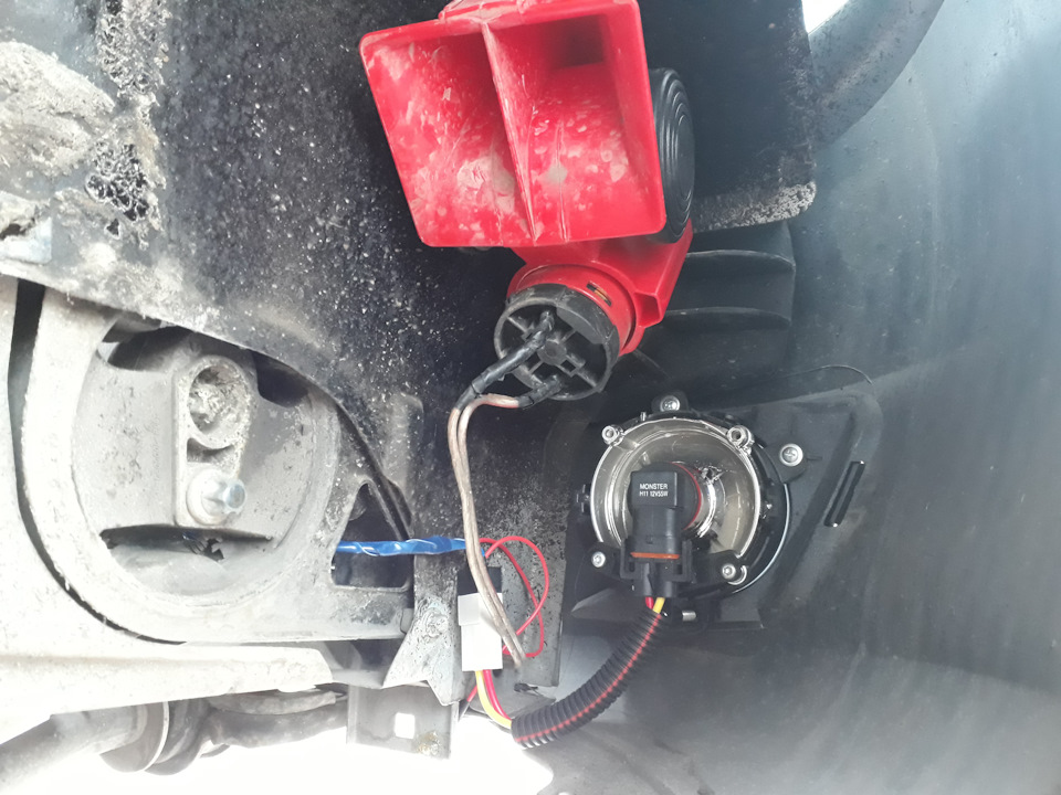 Установка ПТФ Bosch 5