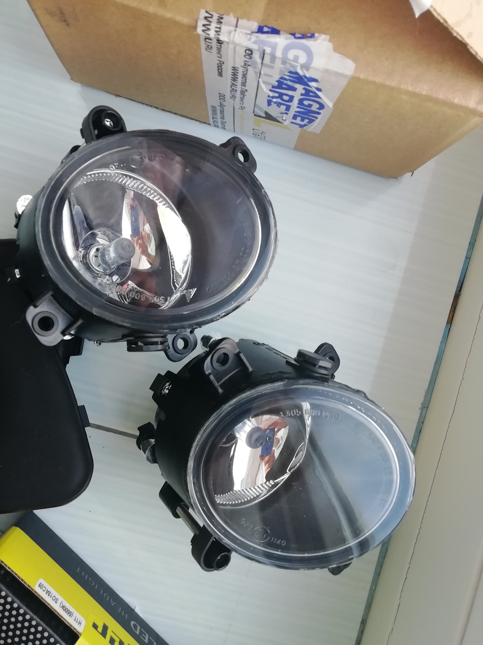 Протитуманні фари Automotive Lighting 1