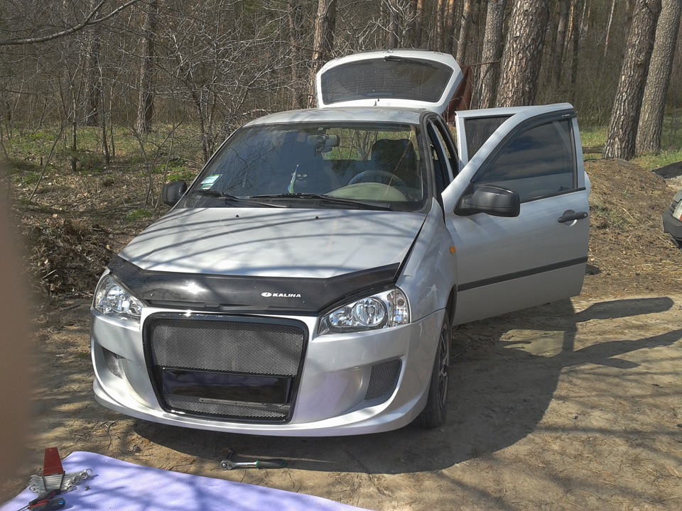 Бампер та підсвічування номера 1