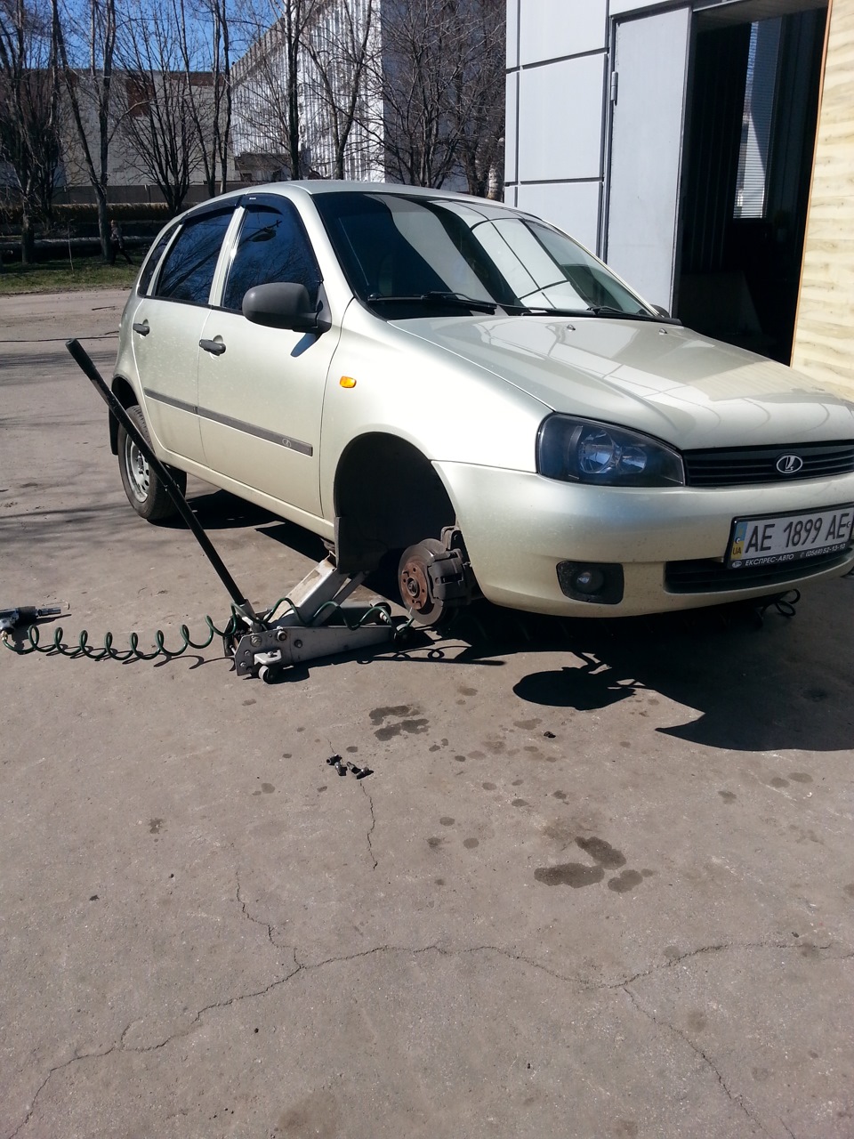 Ну ось ми і в білих тапках)))) 3