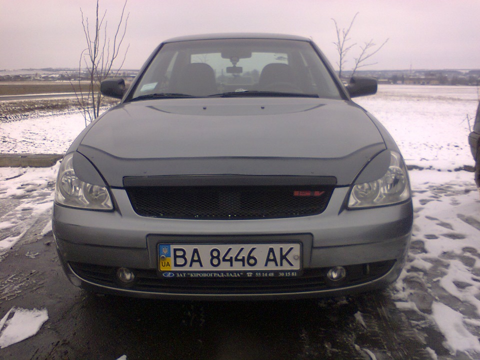 16V на решітку радіатора 2