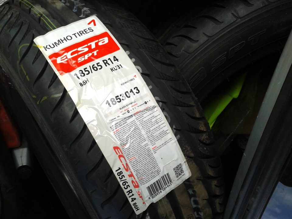 Шини KUMHO Ecsta SPT KU31 2