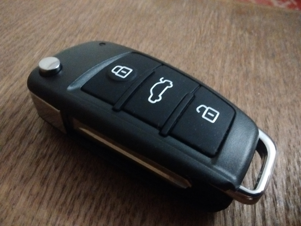Викидний ключ Audi style 3