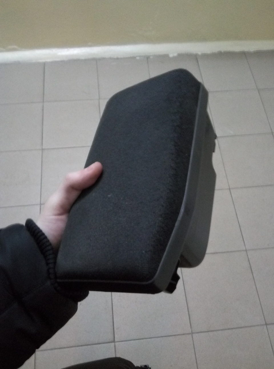 Перетяжка підлокітника та кишеньки в багажник 1