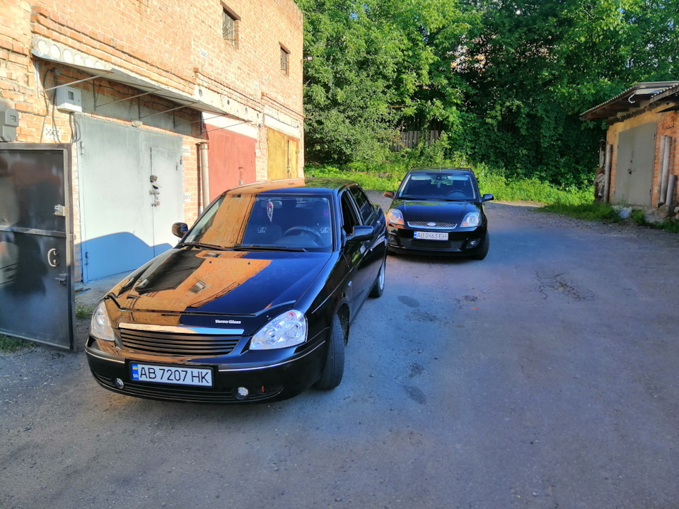 Чорна, але не зовсім 4
