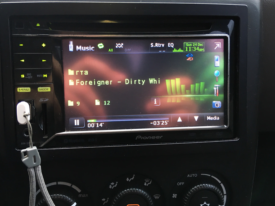 Pioneer AVH-3200 BT 2