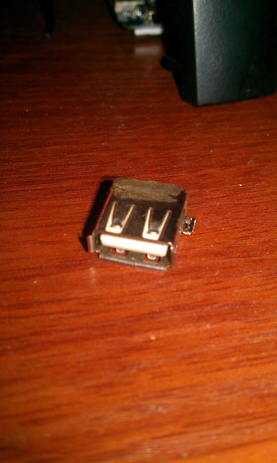 Штекер USB 4