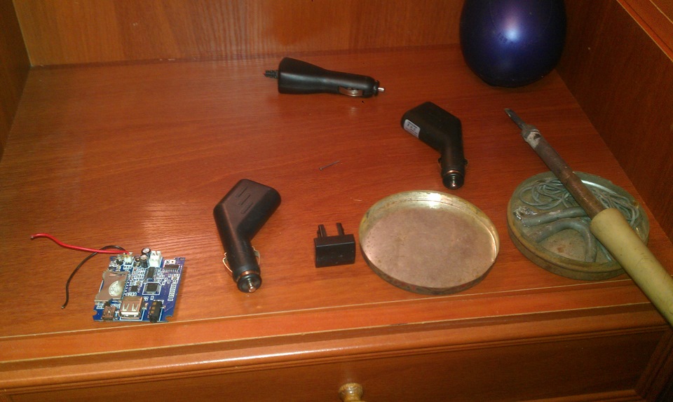 Штекер USB 1