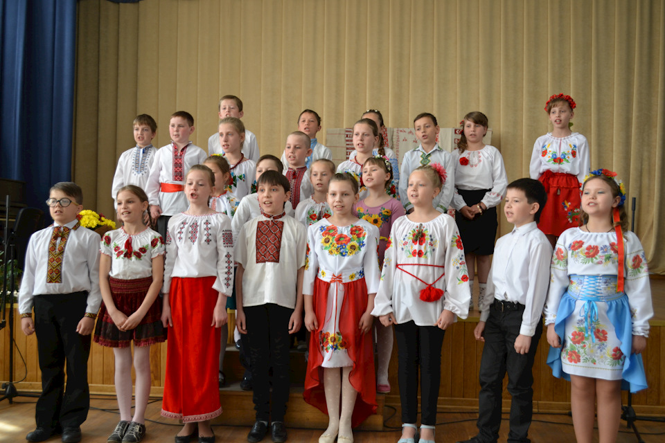 Україночка та пріора 4