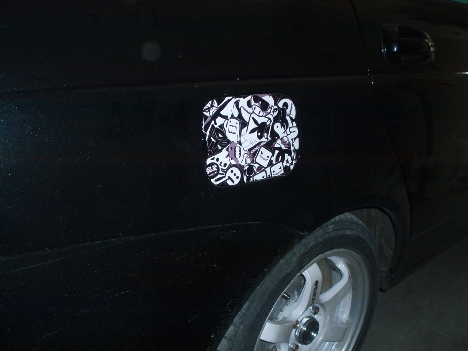 STICKERBOMBING 4