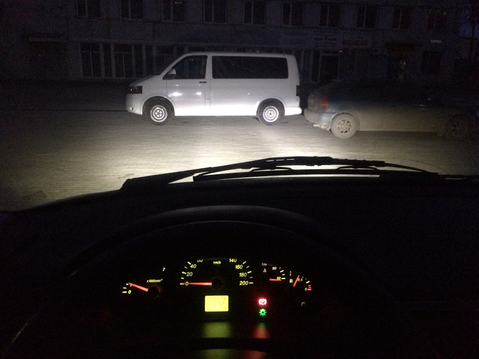 Встановив LED лампи ближнього світла Sho-Me 3