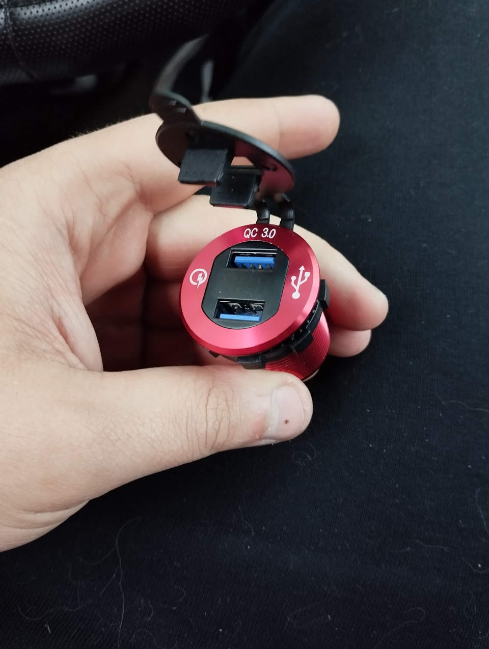 USB розетка в пріору 3