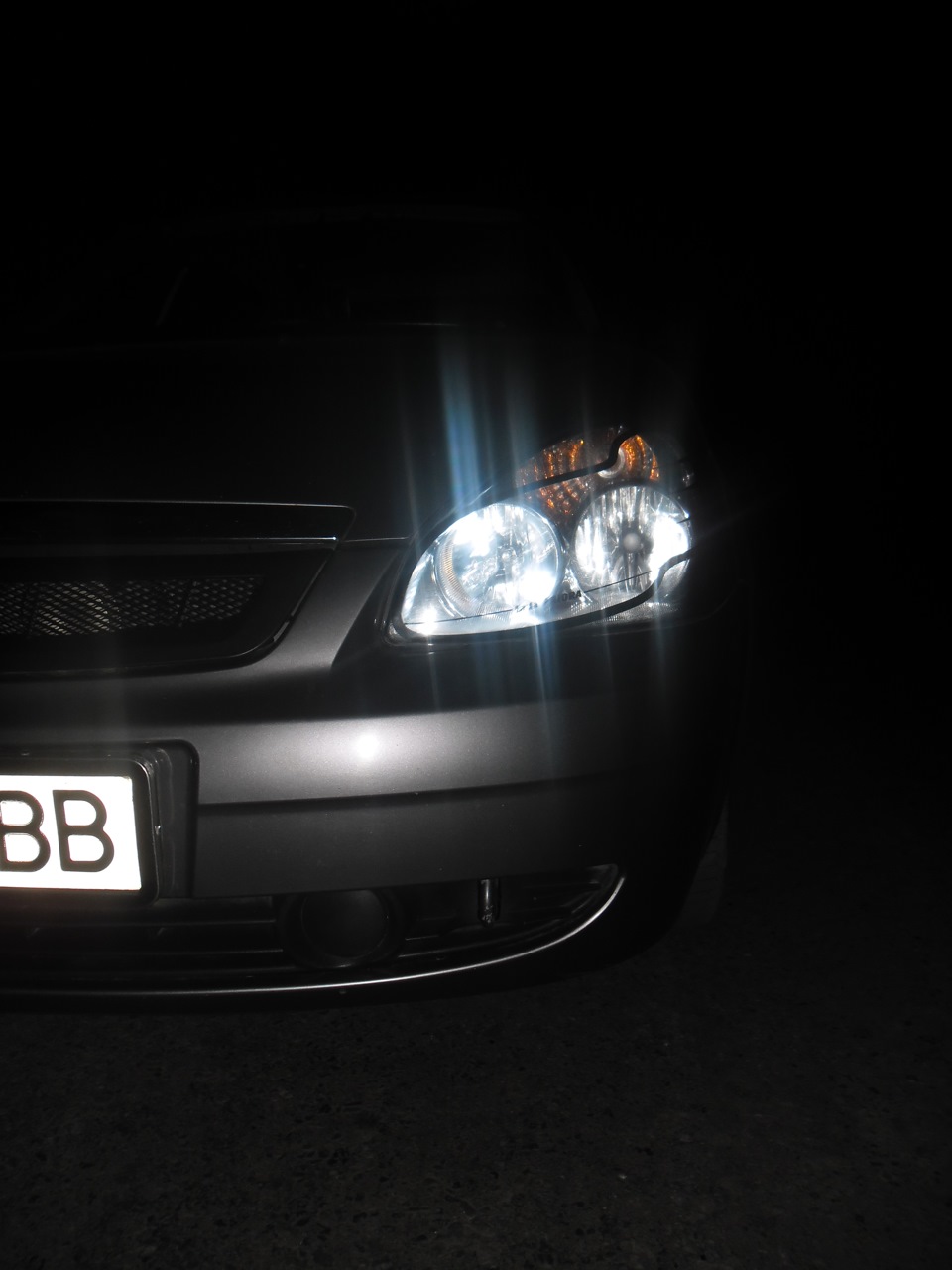 LED))) 3