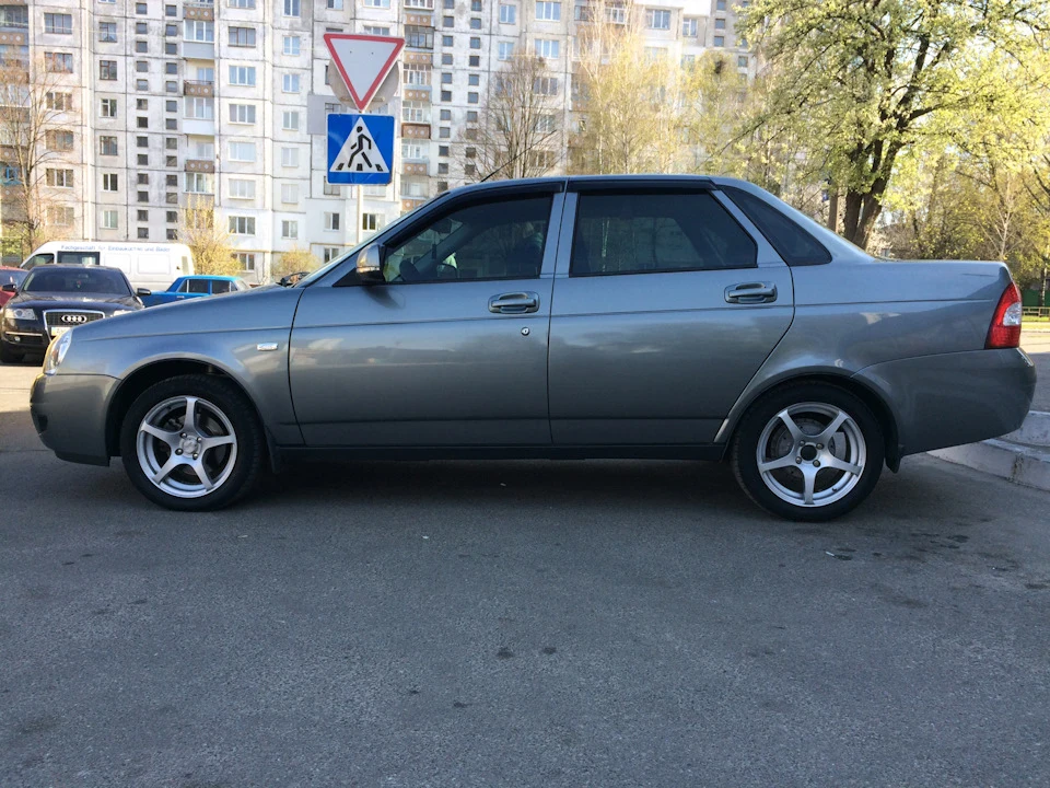Диски! Чорний чи білий!