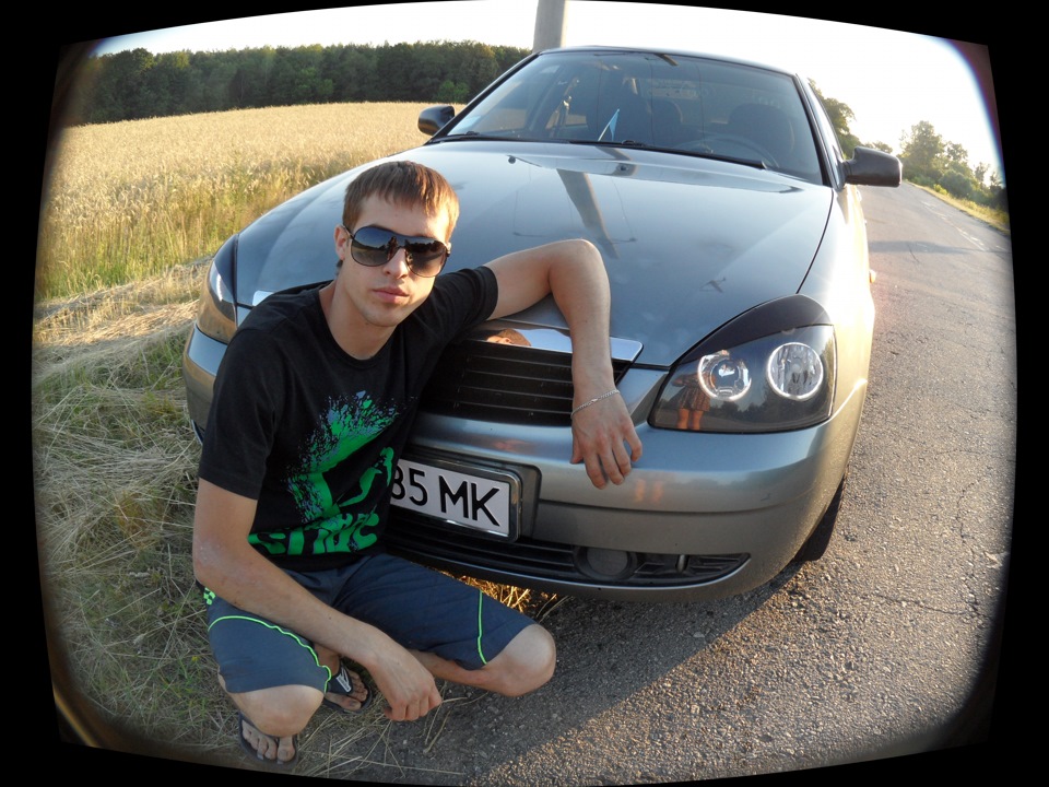 Поставив Angel eyes 2