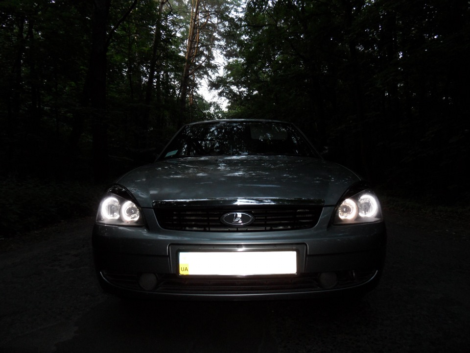 Поставив Angel eyes 3