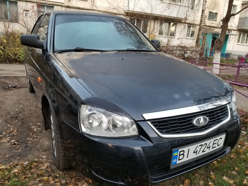 Бампер пріора 2 5