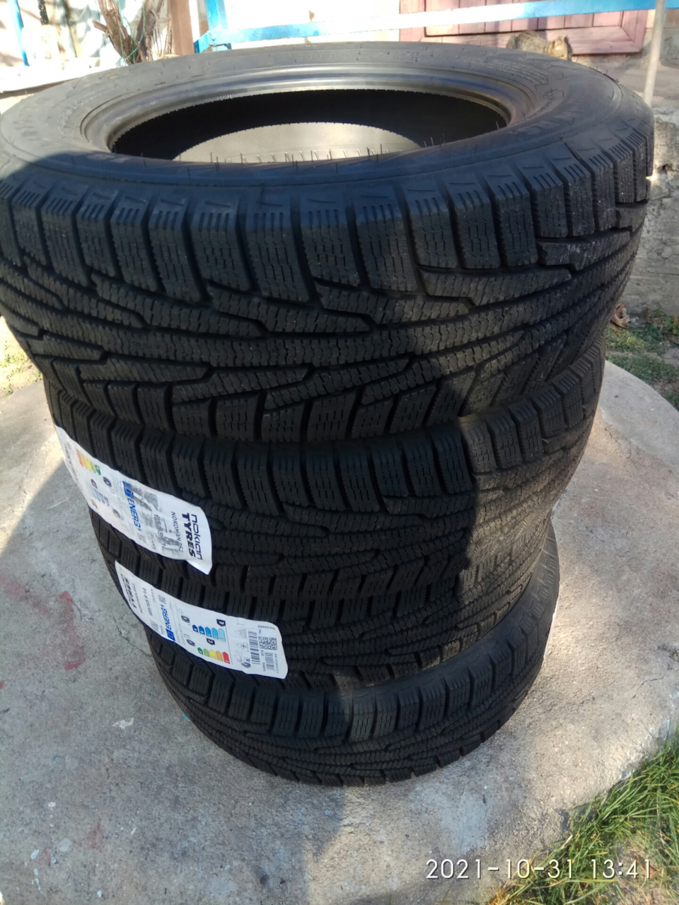 Нова гума nokian nordman rs2 185/65 r14 3