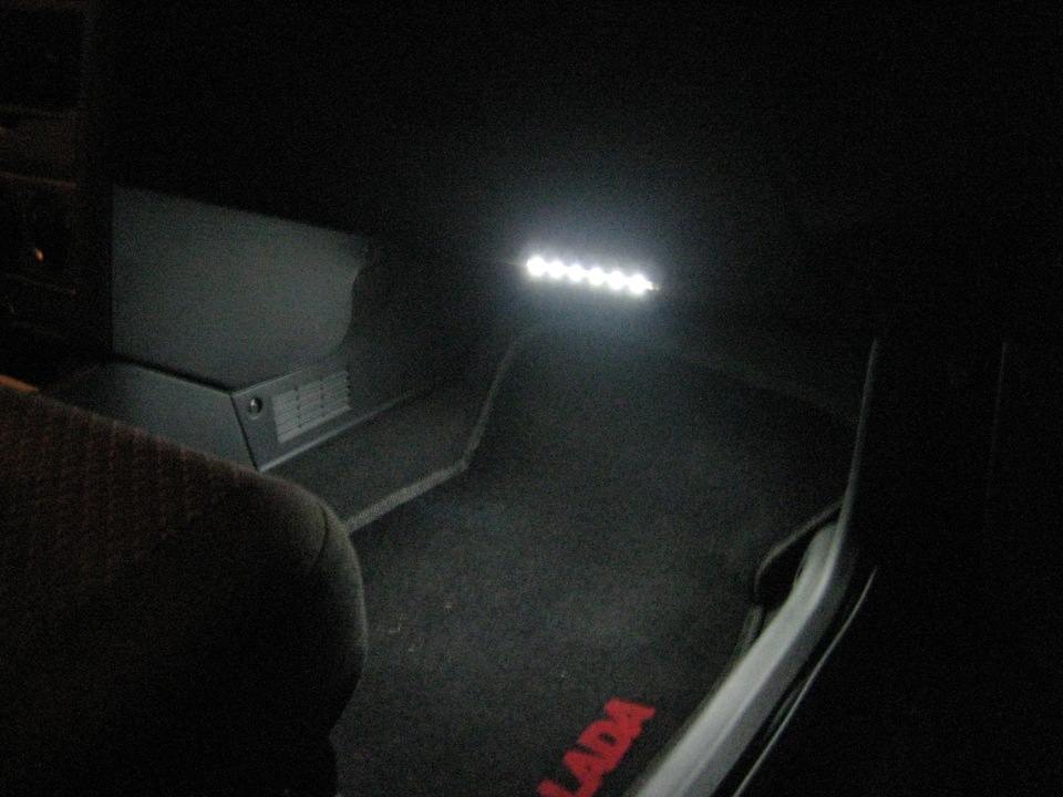 LED підсвічуванням 1
