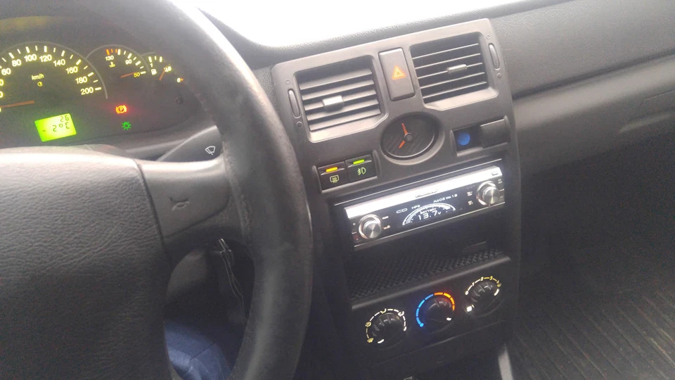 Центральна консоль + Pioneer 88rs
