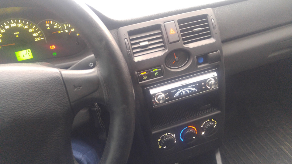 Центральна консоль + Pioneer 88rs 1