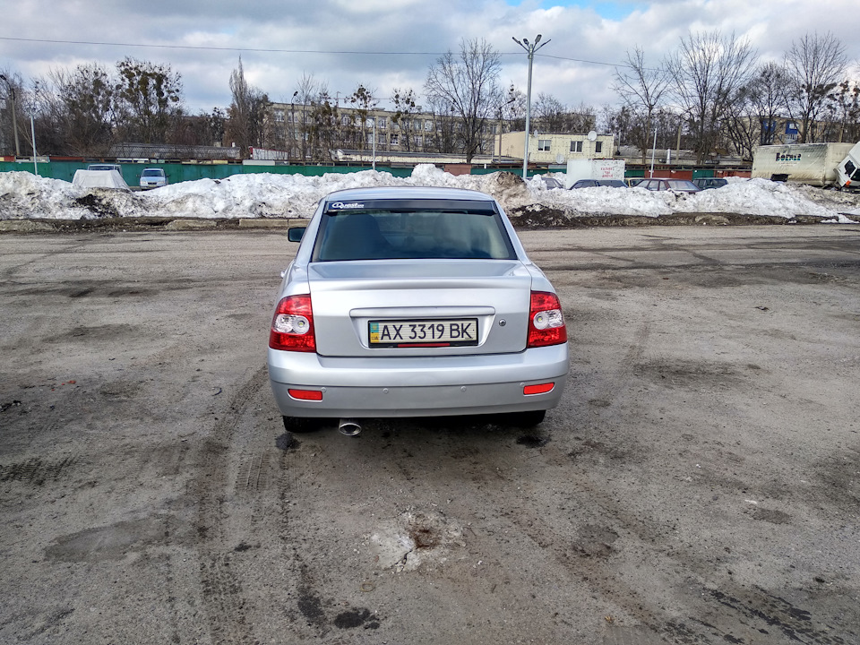 Багажник без шильдиків. 3