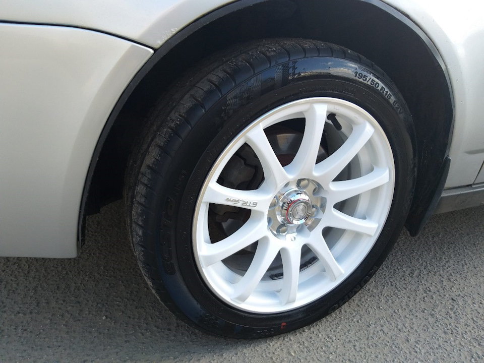 Чорник гуми від Goodyear. 2