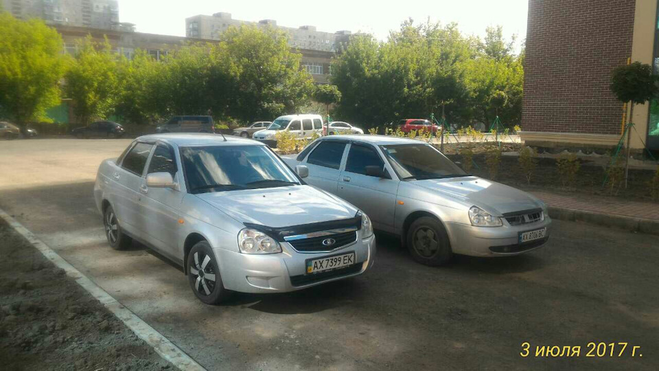 Дві красуні 2