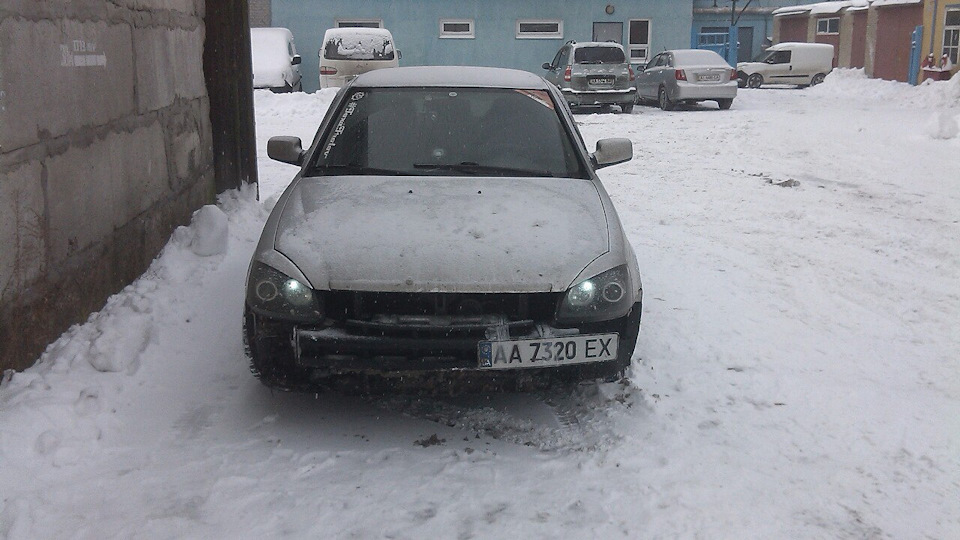 Остаточно доламався бампер 3