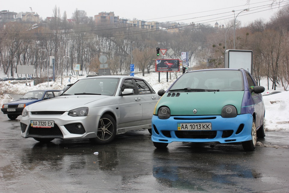 Twingo з Prirою 4