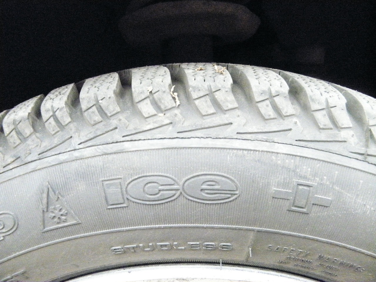 Goodyear Ultra Grip Ice+ 2