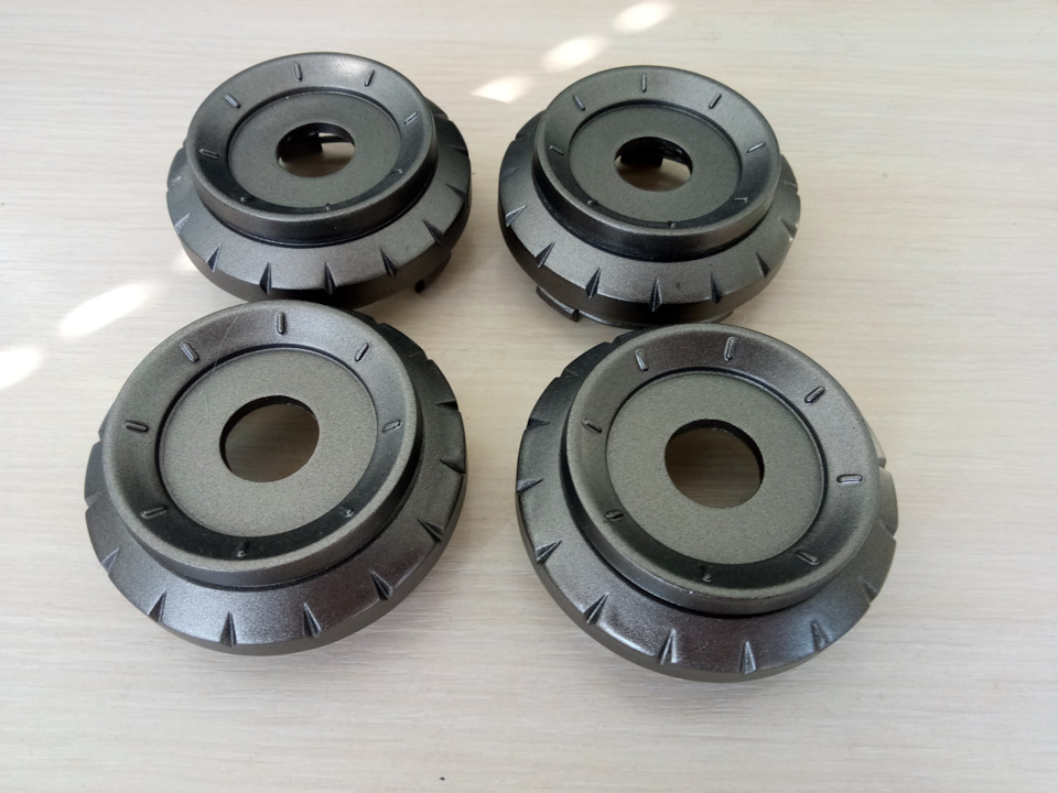Фарбування дисків Zorat Wheels 355 R15 в Бронзовий вік(VIKA) 3