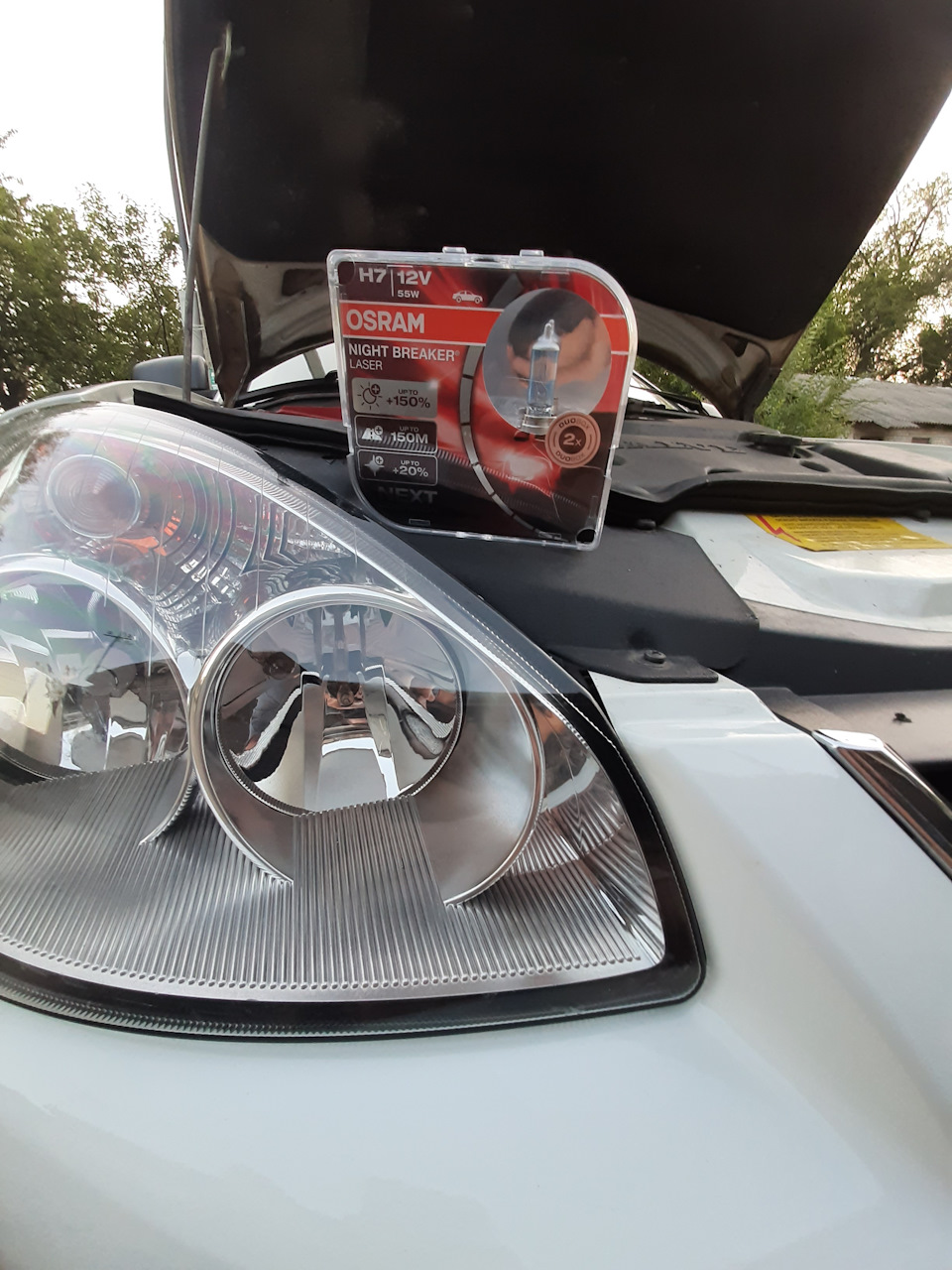 Заміна ламп ближнього вогню Osram 1